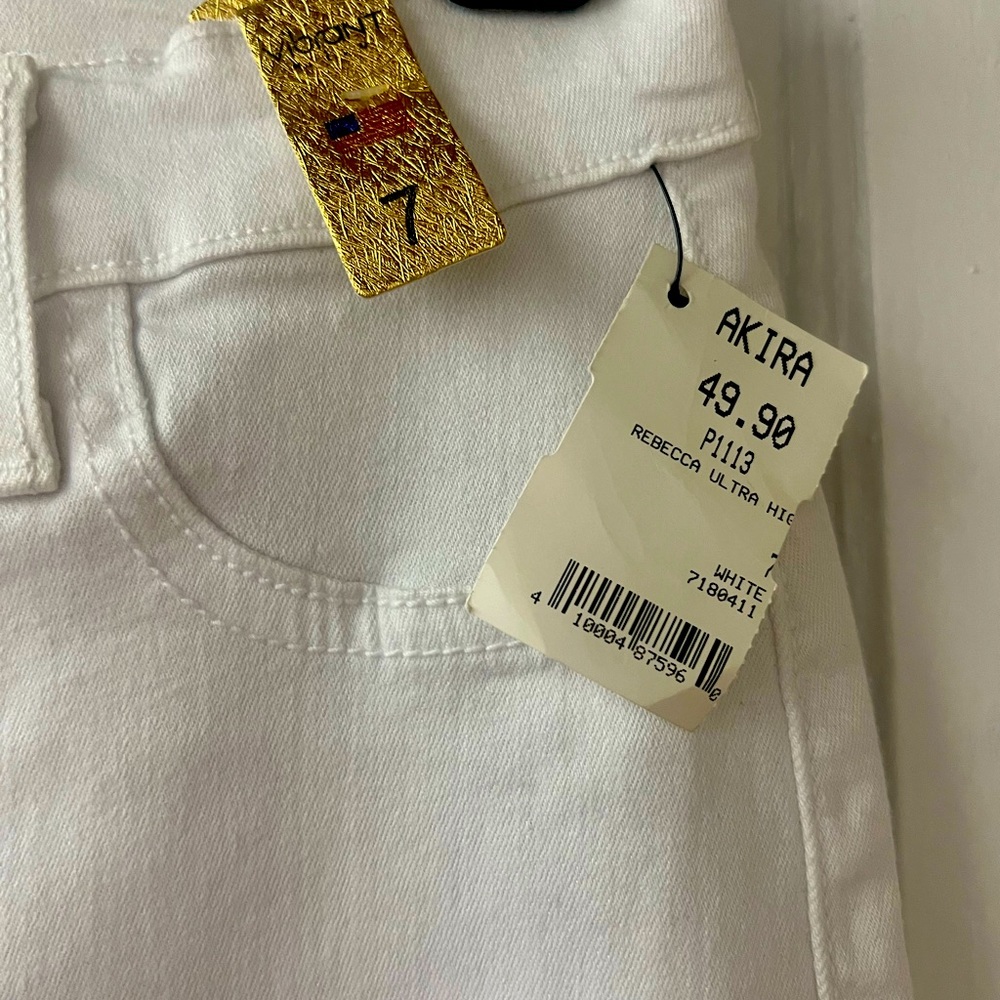 REBECCA ULTRA HIGH RISE
SKINNY Size 7 Womens